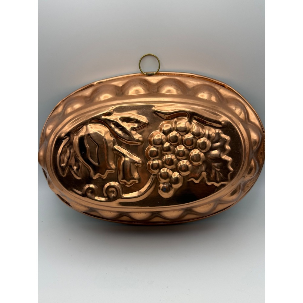 Vintage Copper Oval Jello Mold‎ Grapes Leaves Embossed Wall Made in Korea 11.25"